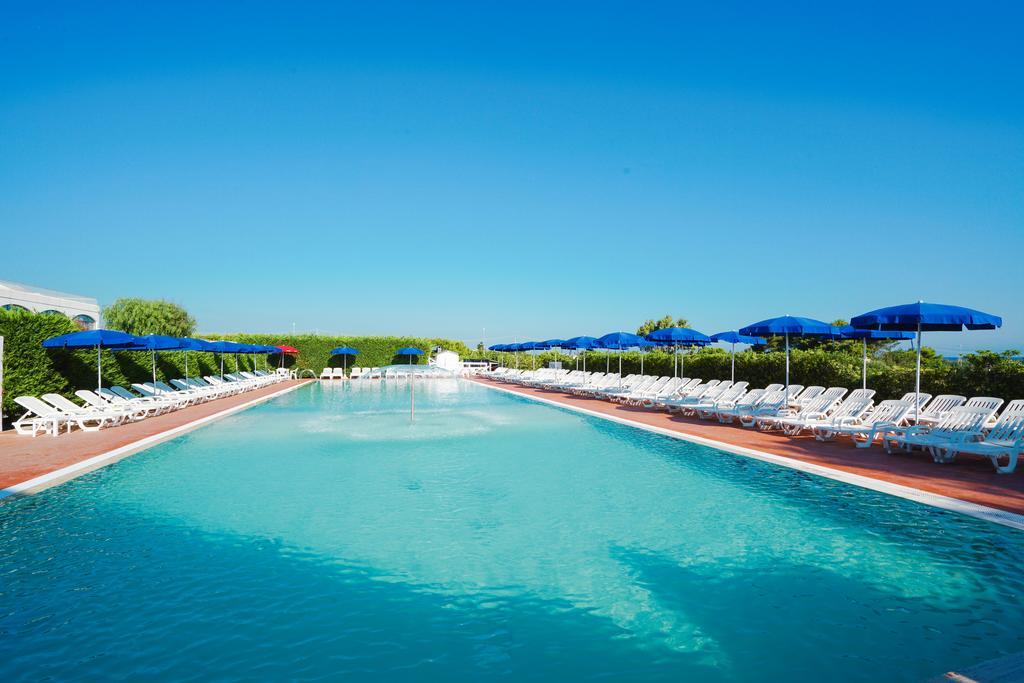 Torre Guaceto Greenblu Resort Specchiolla Esterno foto